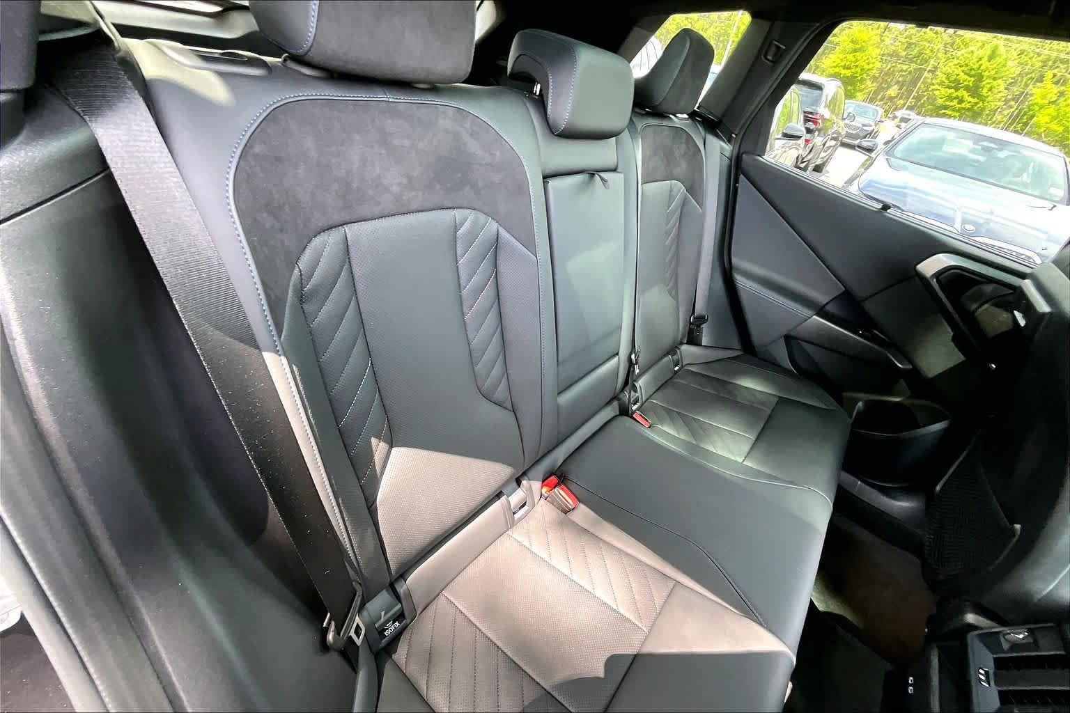 Certified 2025 BMW X3 M50 w/ Premium Package image 20