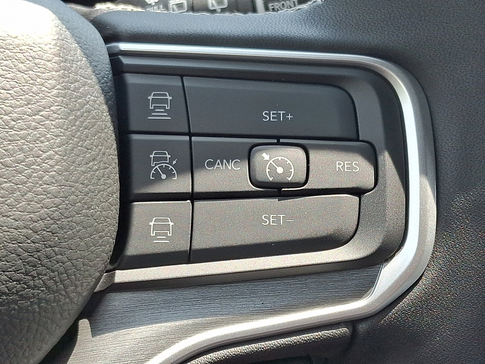 New 2025 Jeep Wagoneer 4WD w/ Convenience Group I image 16
