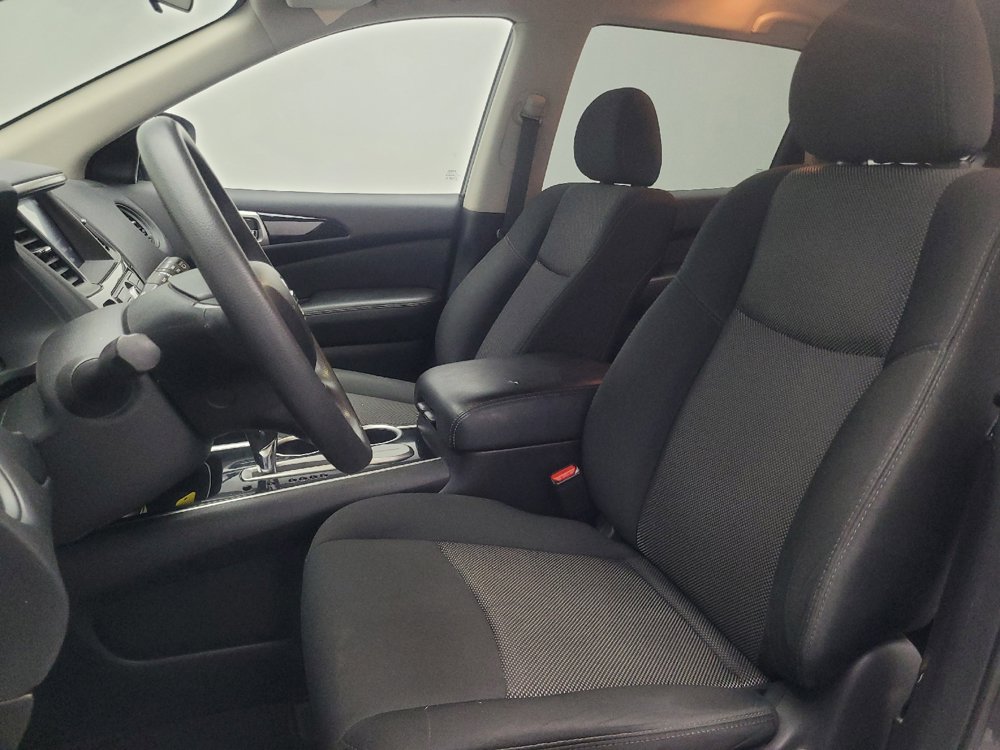 Used 2020 Nissan Pathfinder S FWD image 17