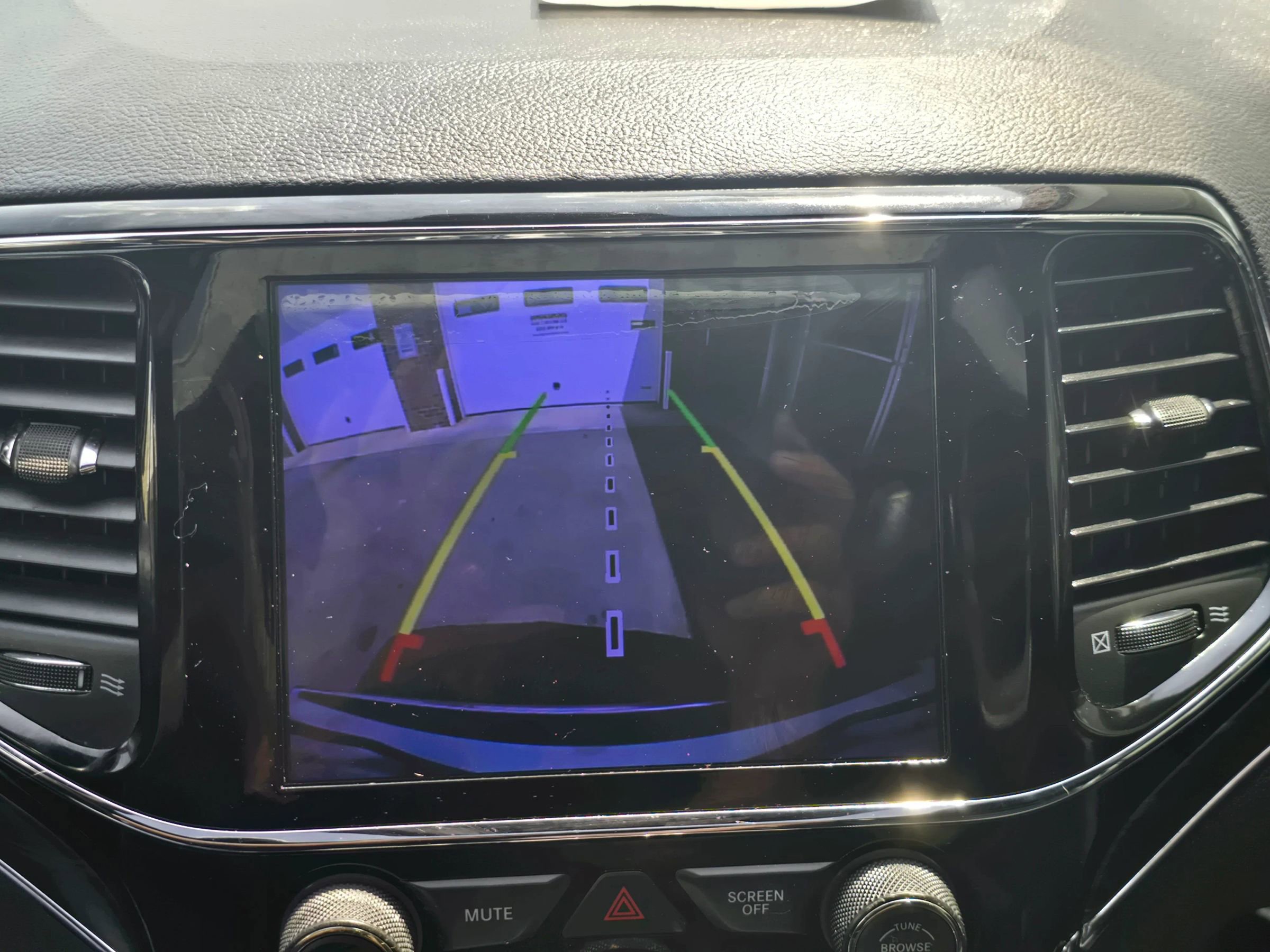 Used 2019 Jeep Grand Cherokee Limited image 28