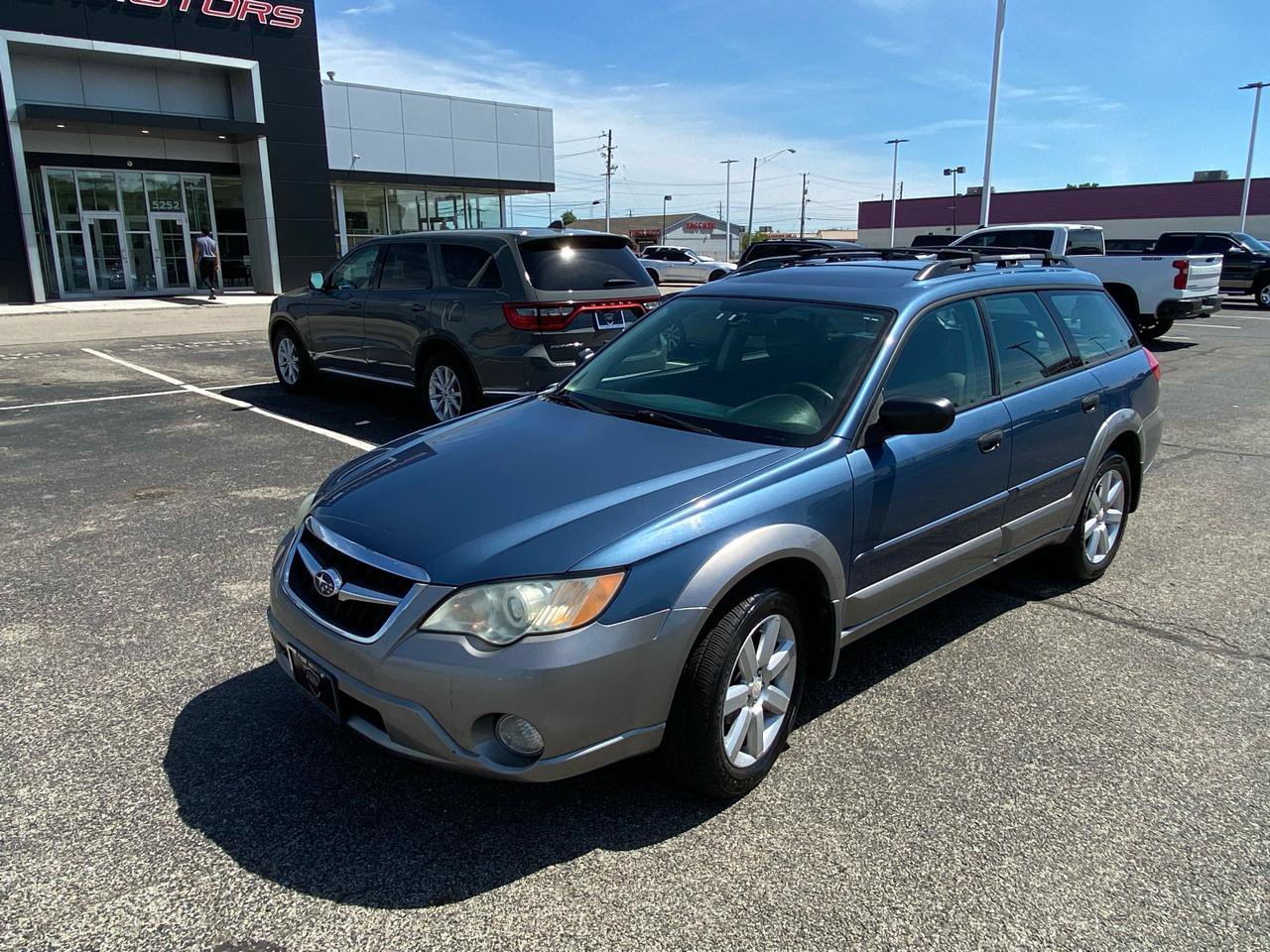 Used 2009 Subaru Outback 2.5i Special Edition AWD/4WD image 7
