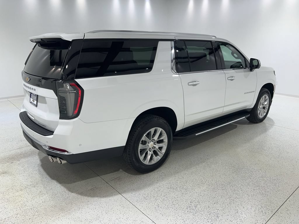 New 2025 Chevrolet Suburban Premier AWD/4WD image 5