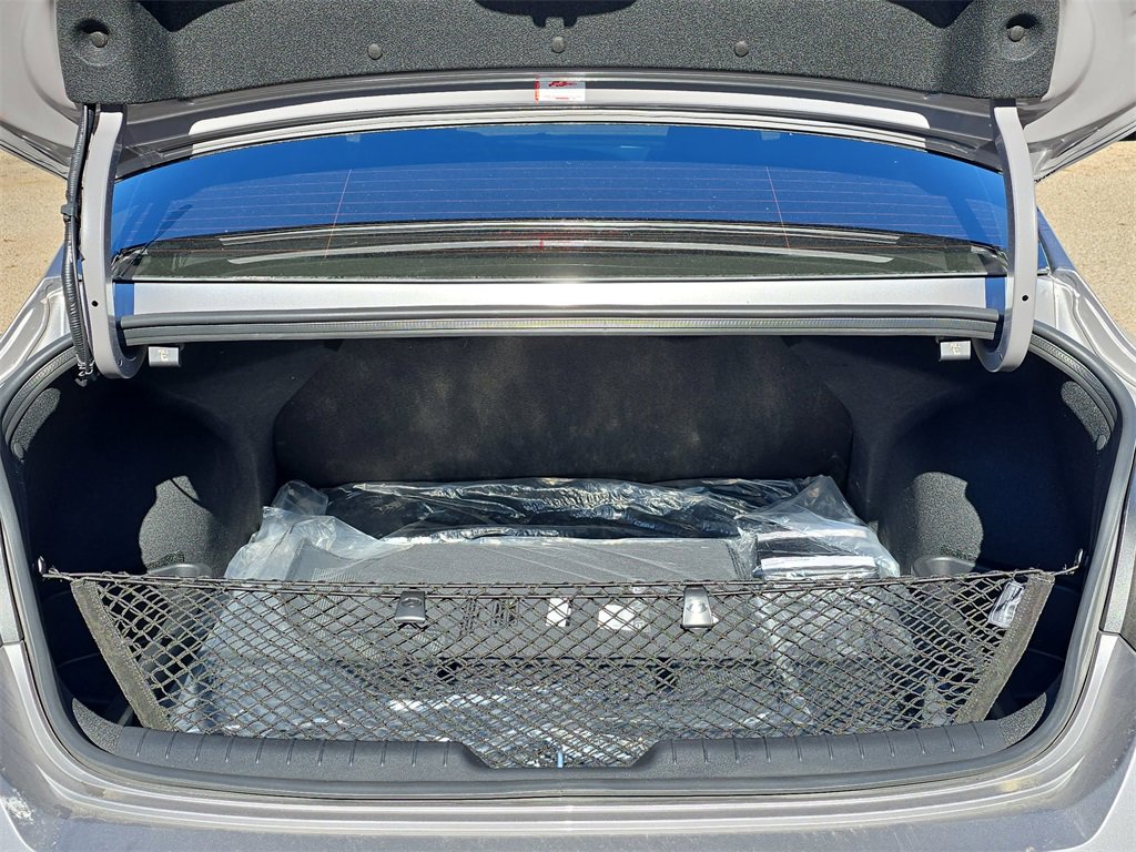 New 2026 Hyundai Elantra Sport image 12