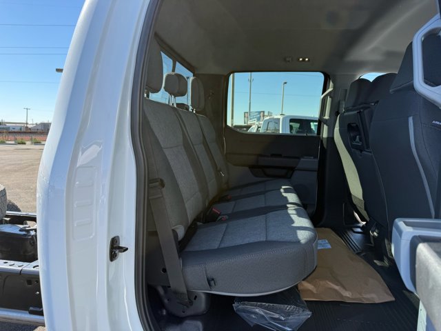 New 2026 Ford F550 4x4 Crew Cab image 13