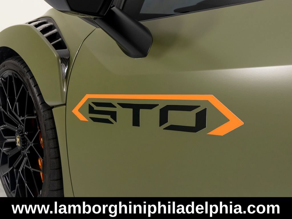 Used 2023 Lamborghini Huracan STO RWD image 55