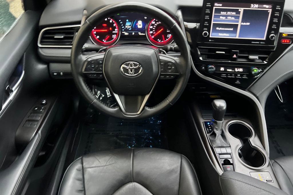 Used 2024 Toyota Camry XSE image 11
