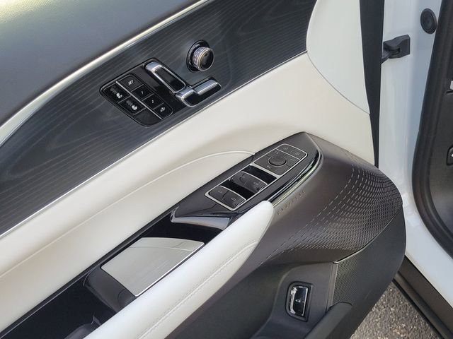 New 2026 Cadillac Lyriq Sport w/ LPO, Floor Liner Package image 19