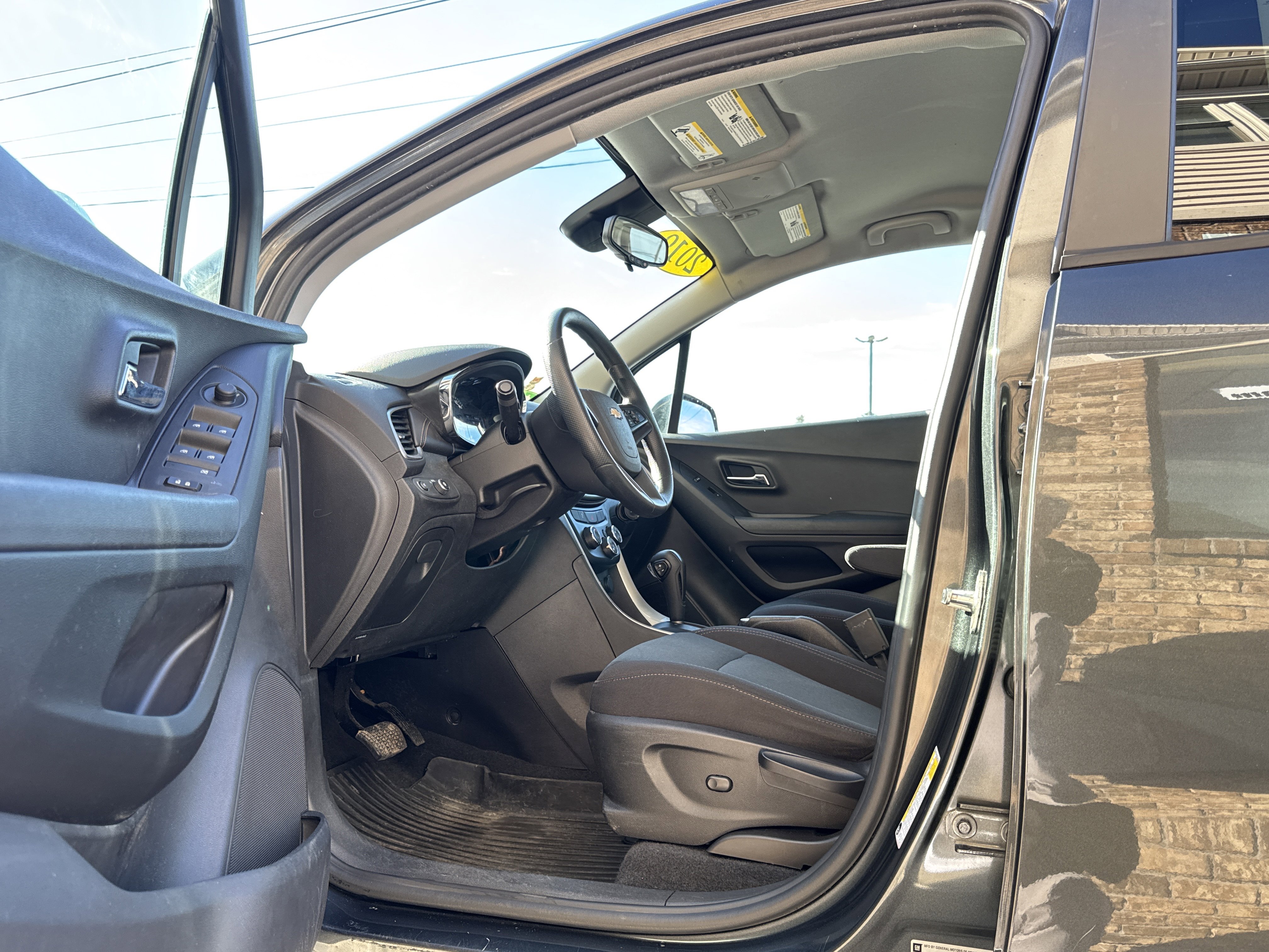 Used 2019 Chevrolet Trax LS w/ Tint and Cruise Package image 9