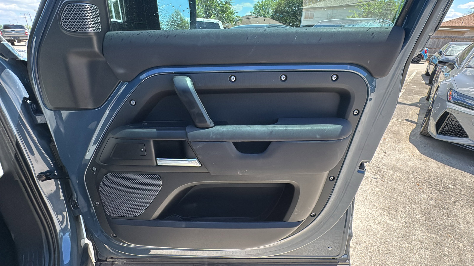 Used 2021 Land Rover Defender 110 S image 30