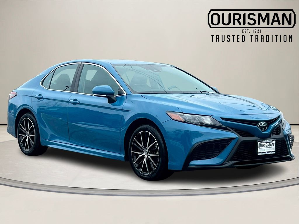 Used 2023 Toyota Camry SE