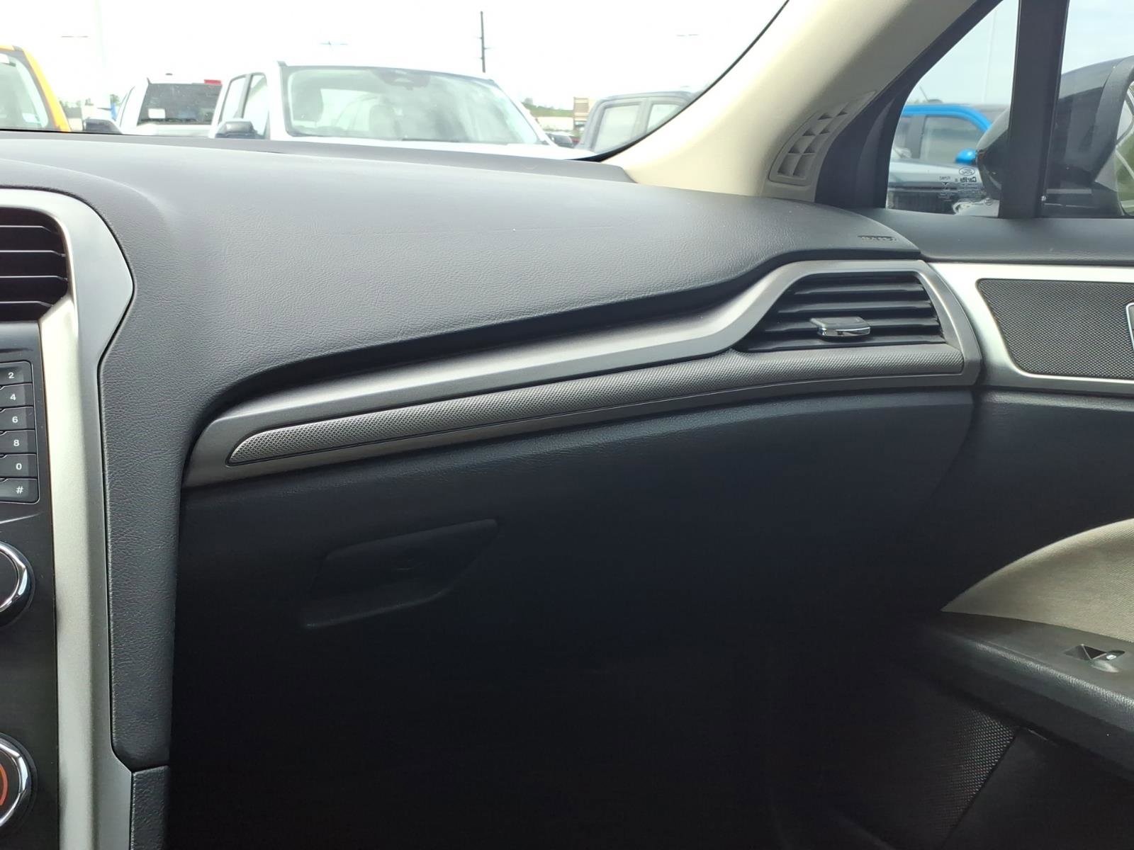 Used 2020 Ford Fusion S FWD image 16