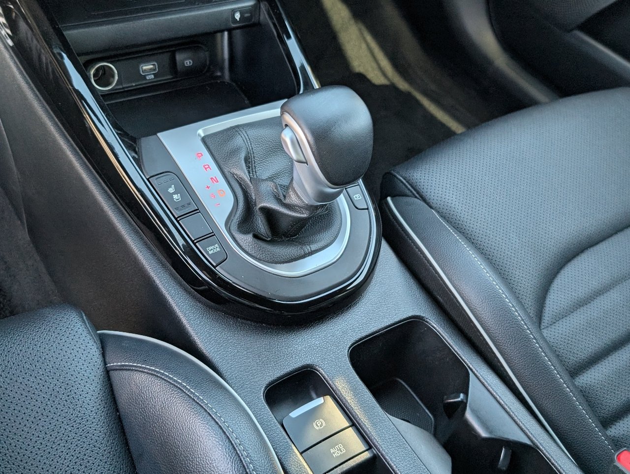 Used 2024 Kia Forte GT-Line w/ GT-Line Premium Package FWD image 16