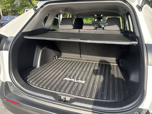 Used 2025 Toyota RAV4 LE FWD image 12