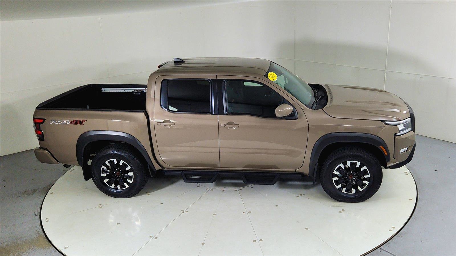 Used 2023 Nissan Frontier PRO-4X w/ Pro Convenience Package image 23