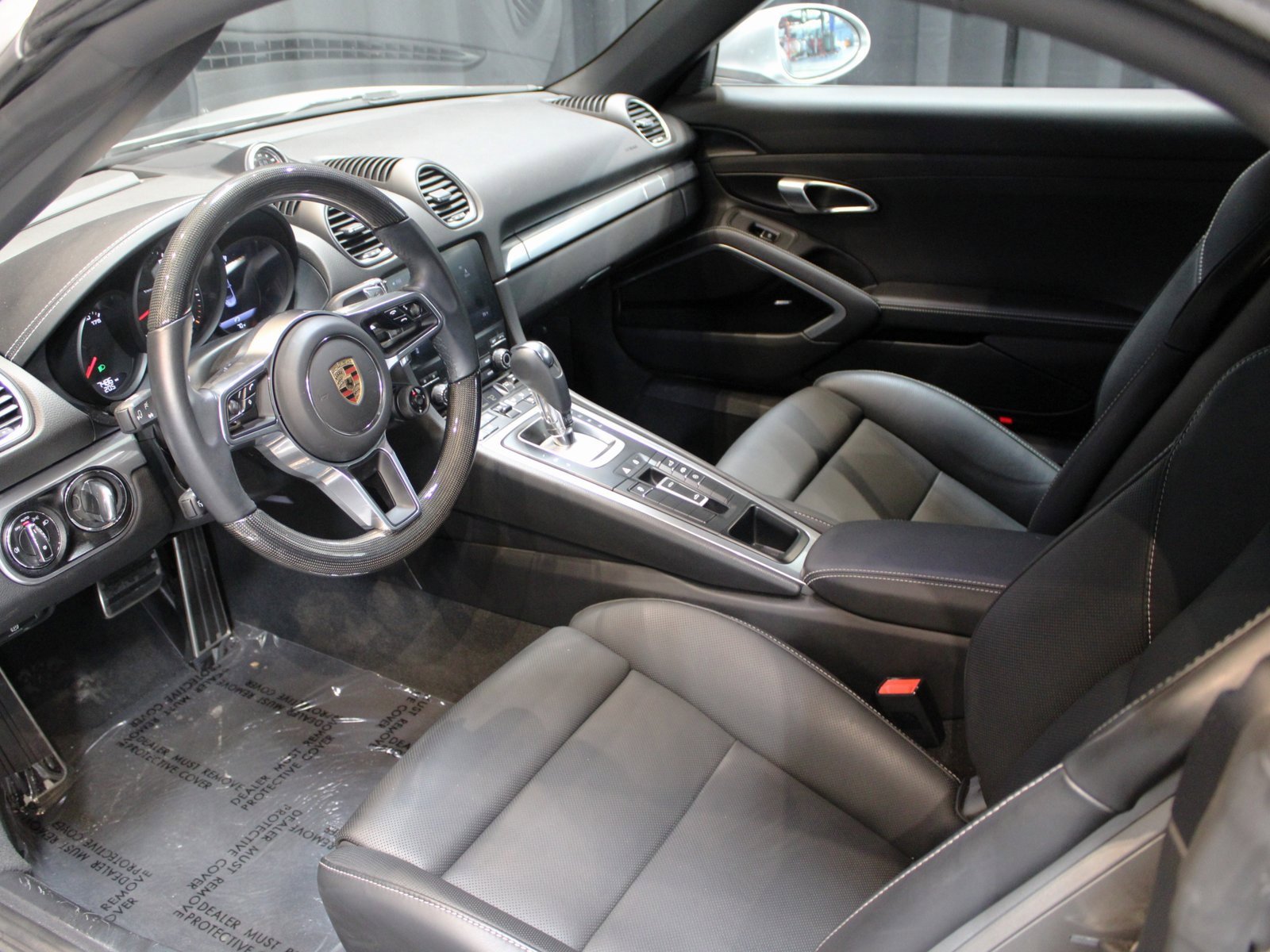 Used 2024 Porsche 718 Boxster image 4