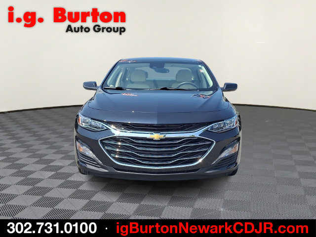 Used 2023 Chevrolet Malibu LT FWD image 2