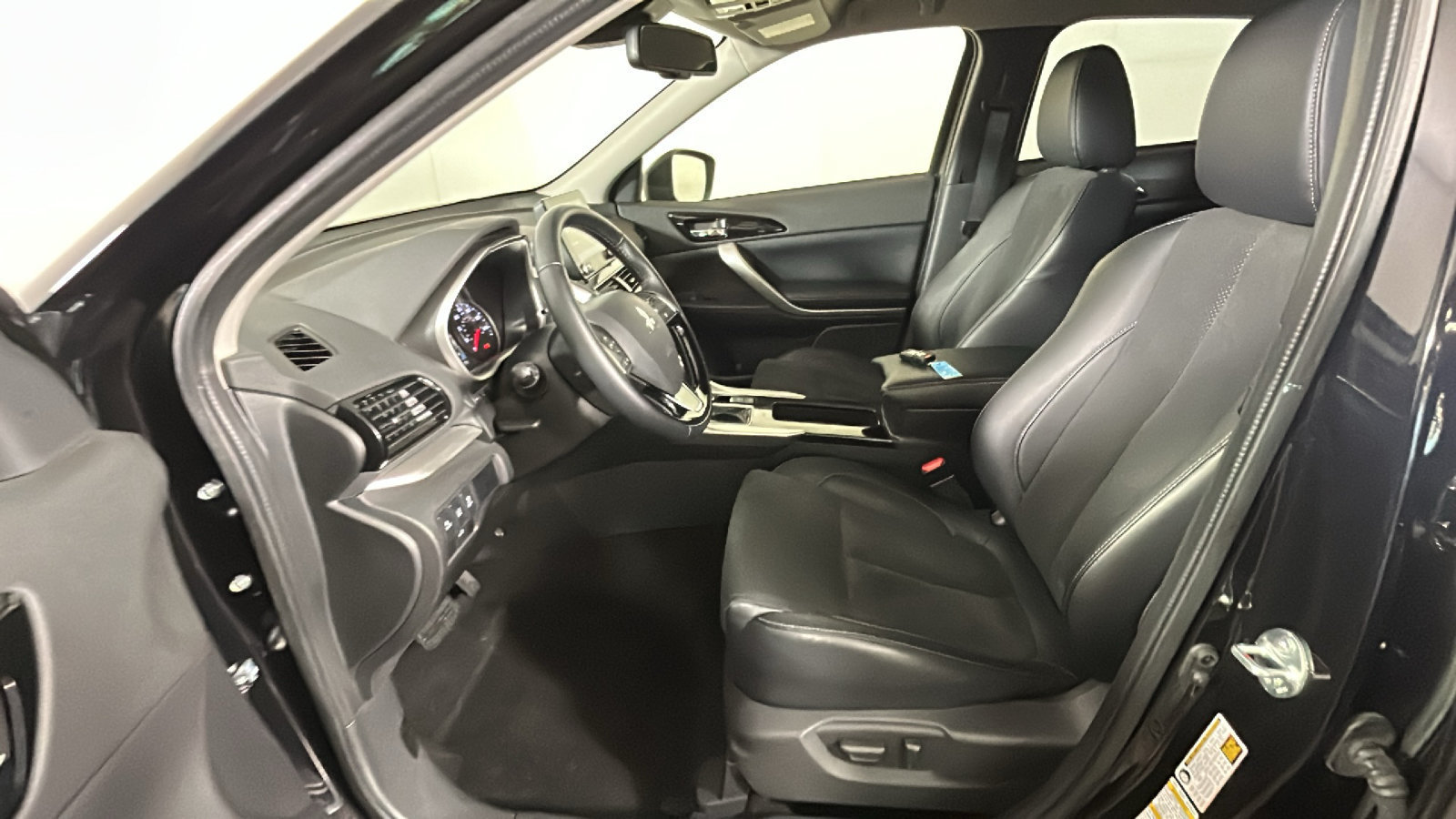 Used 2026 Mitsubishi Eclipse Cross SE AWD/4WD image 12