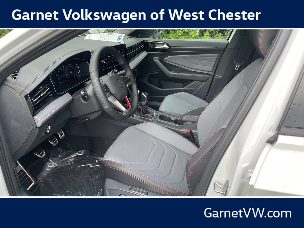 New 2026 Volkswagen Jetta GLI Autobahn FWD image 9