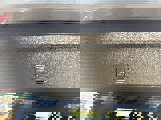 Used 2023 GMC Yukon XL Denali w/ Max Trailering Package image 12