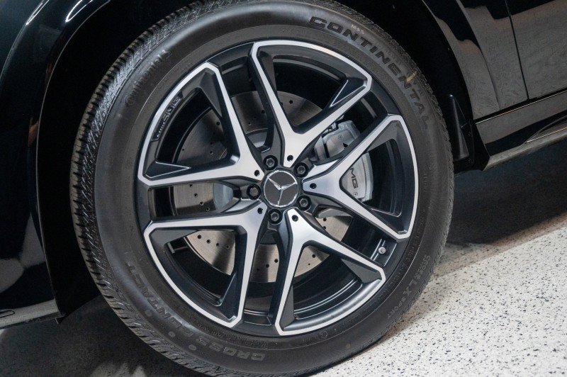 New 2026 Mercedes-Benz GLE 53 AMG 4MATIC Coupe image 12