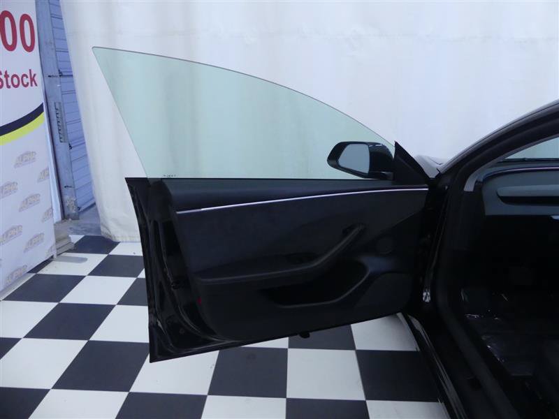 Used 2026 Tesla Model 3 AWD/4WD image 25