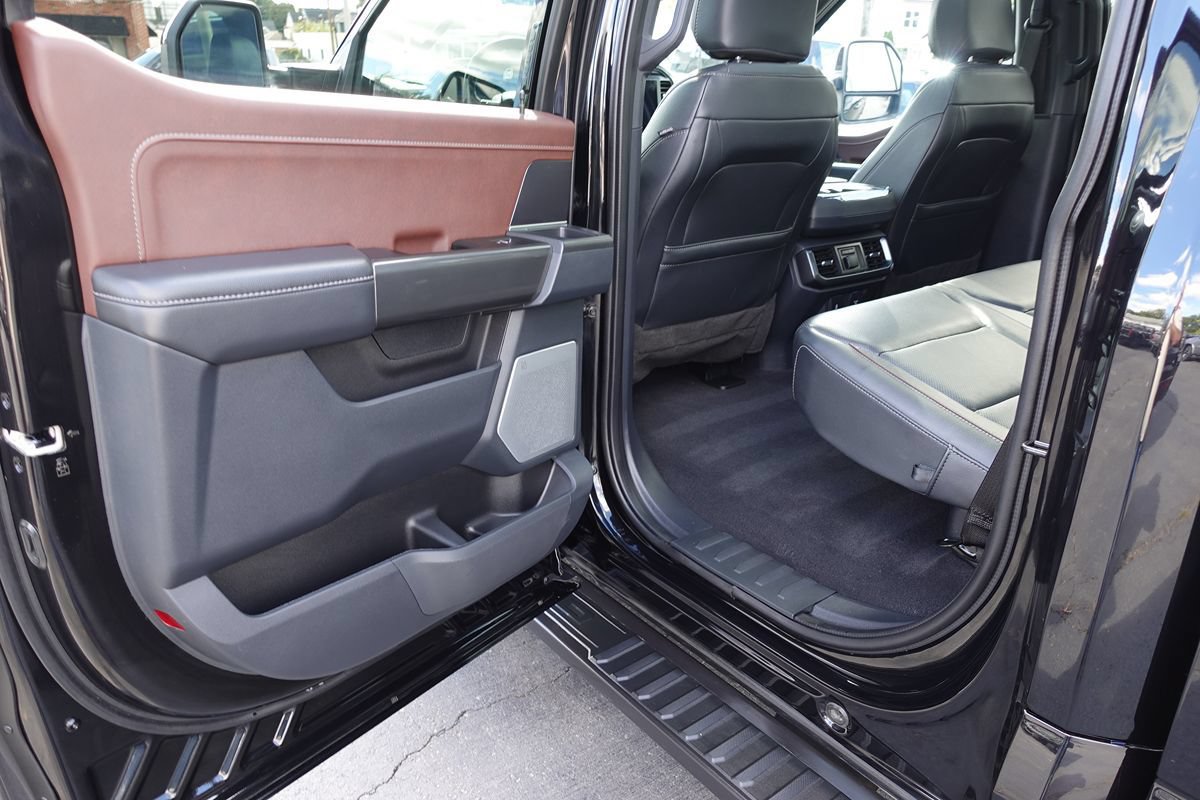 Used 2023 Ford F150 Lariat w/ Equipment Group 502A High AWD/4WD image 23