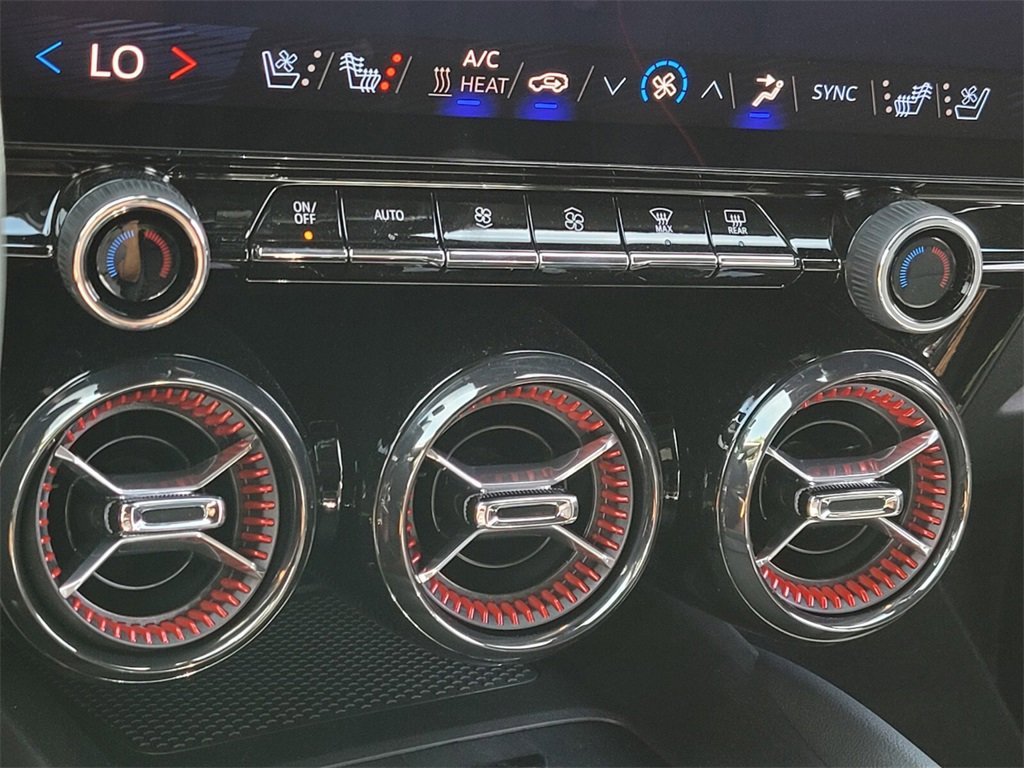 New 2025 Chevrolet Blazer EV RS image 18