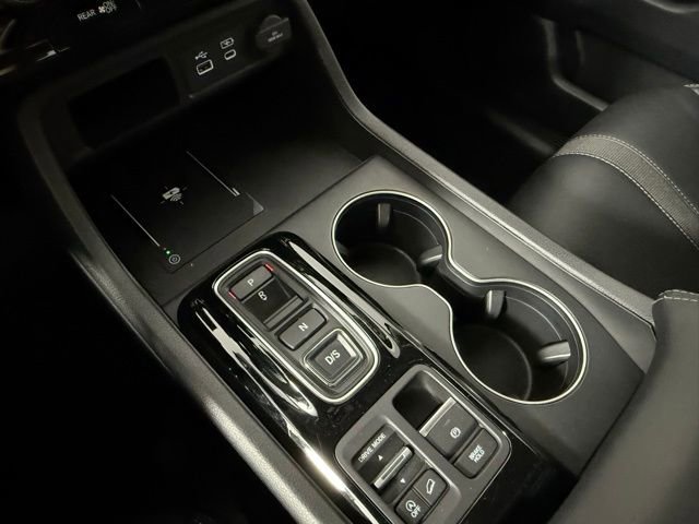 Used 2025 Honda Pilot EX-L image 24