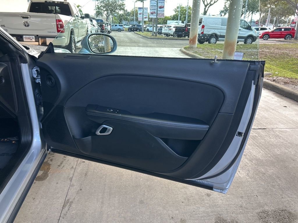 Used 2022 Dodge Challenger GT image 31