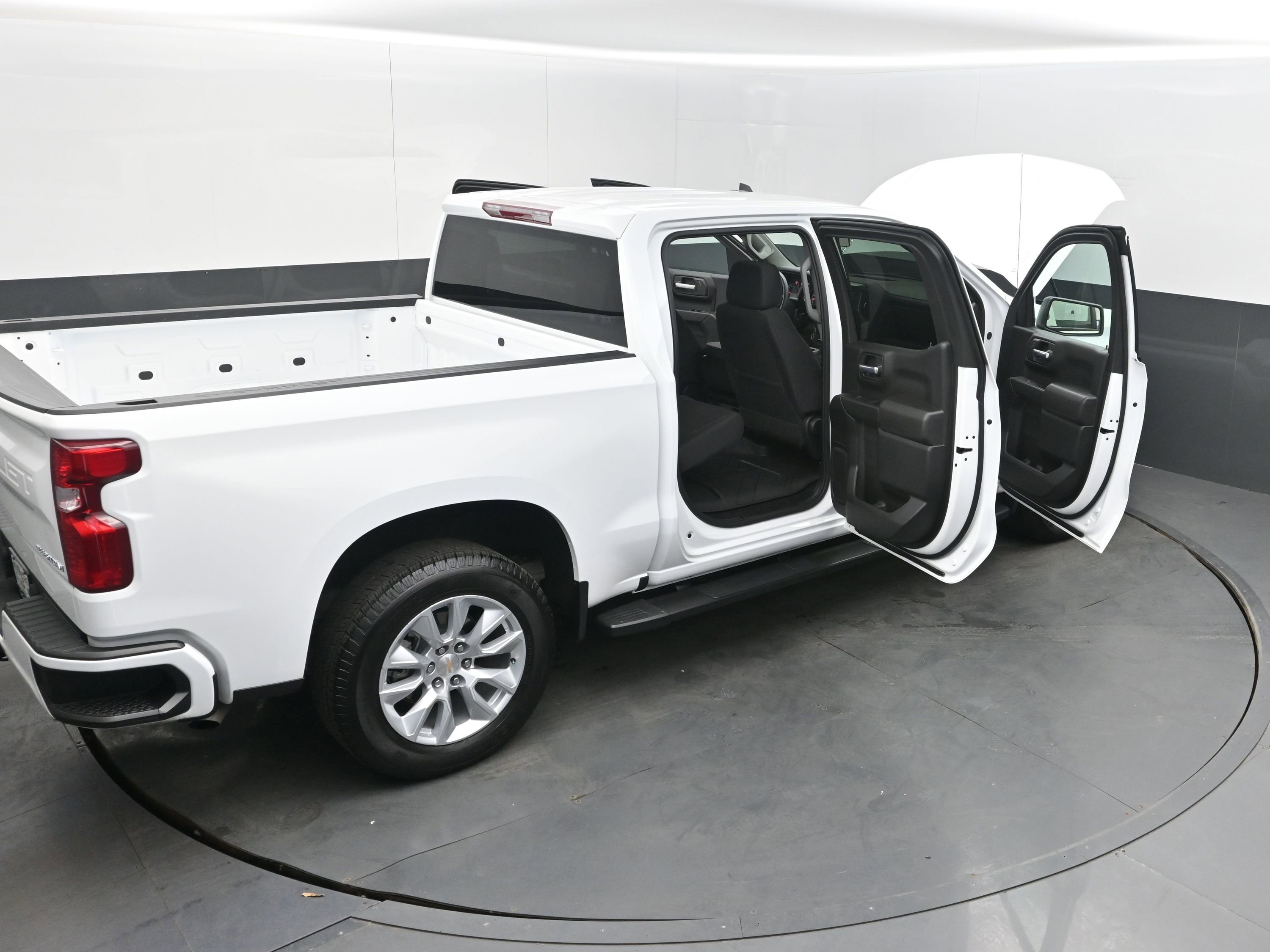 Certified 2026 Chevrolet Silverado 1500 Custom RWD image 46