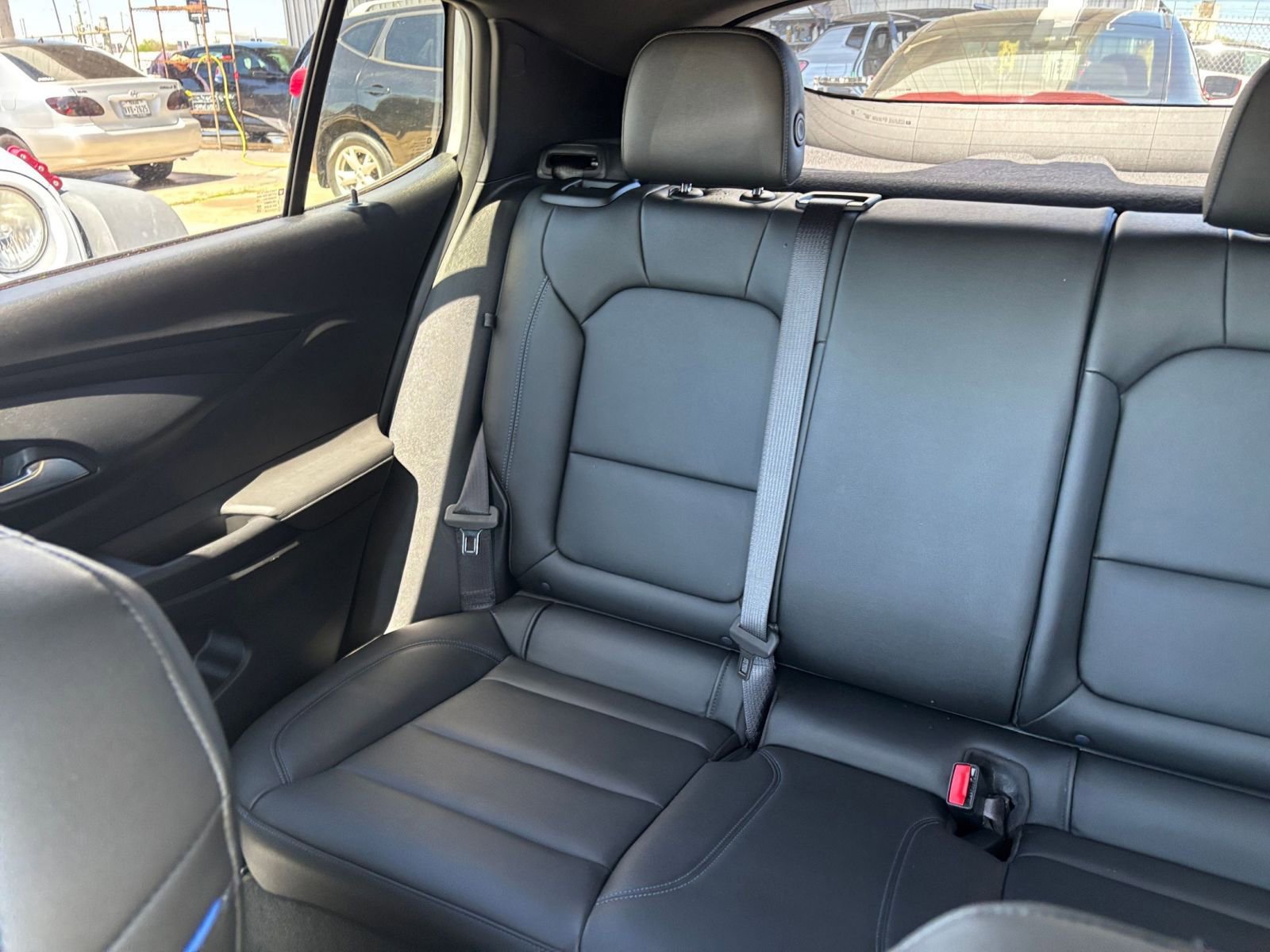 Used 2025 Buick Envista Sport Touring FWD image 38