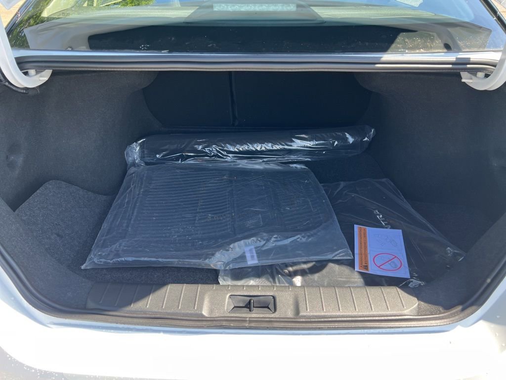 New 2025 Nissan Sentra SR w/ Midnight Edition image 15