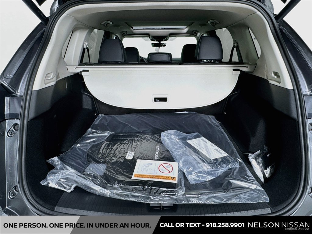 New 2026 Nissan Rogue Dark Armor FWD image 26