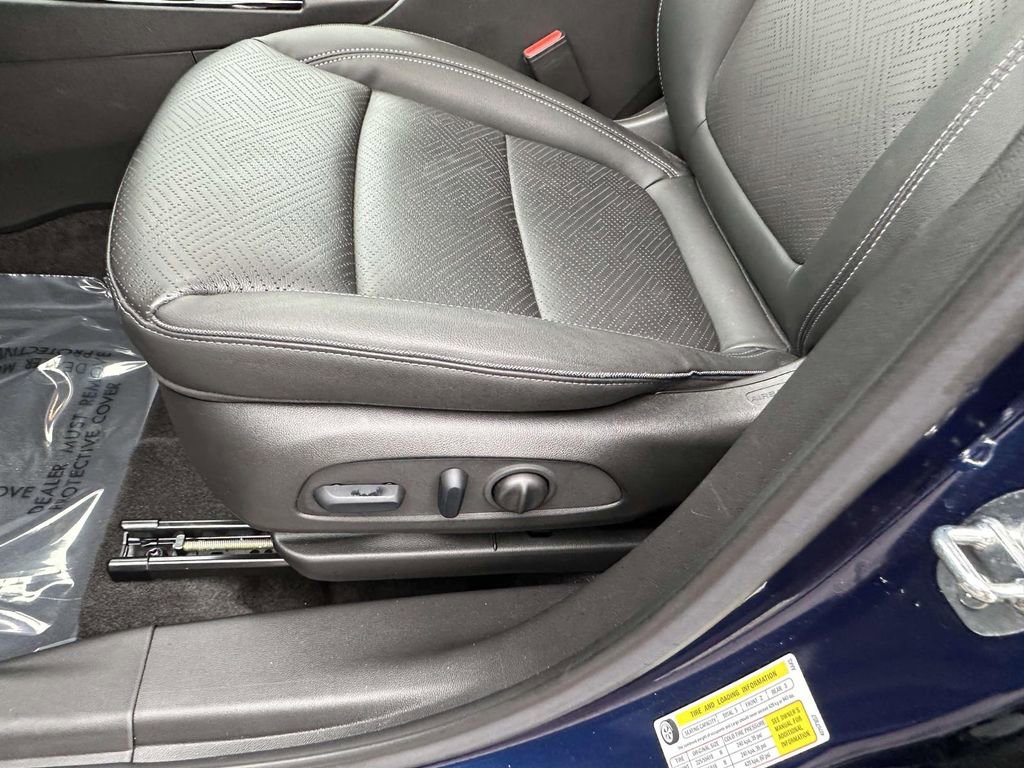 Certified 2023 Buick Encore GX Essence w/ Experience Buick Package image 19