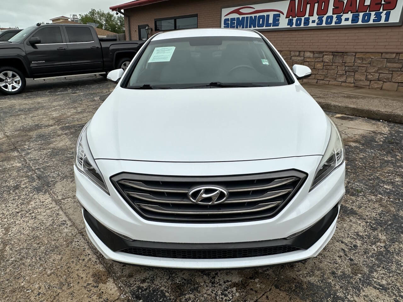 Used 2017 Hyundai Sonata Sport FWD image 3