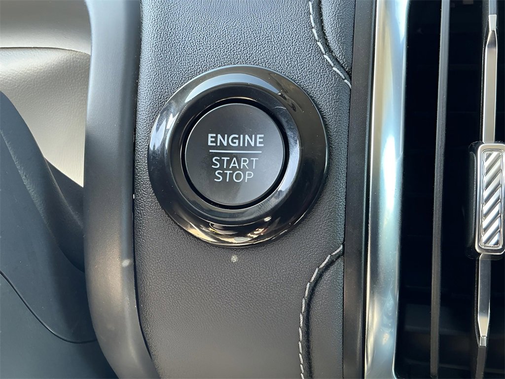 Certified 2025 Ford Expedition Max Platinum image 46