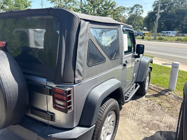 Used 2017 Jeep Wrangler Sport w/ Quick Order Package 24S AWD/4WD image 6