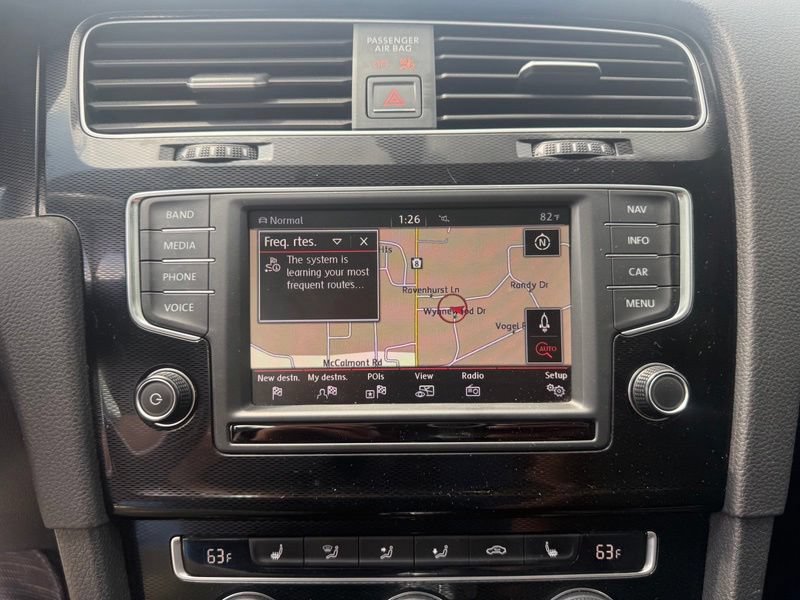 Used 2017 Volkswagen GTI Autobahn FWD image 11