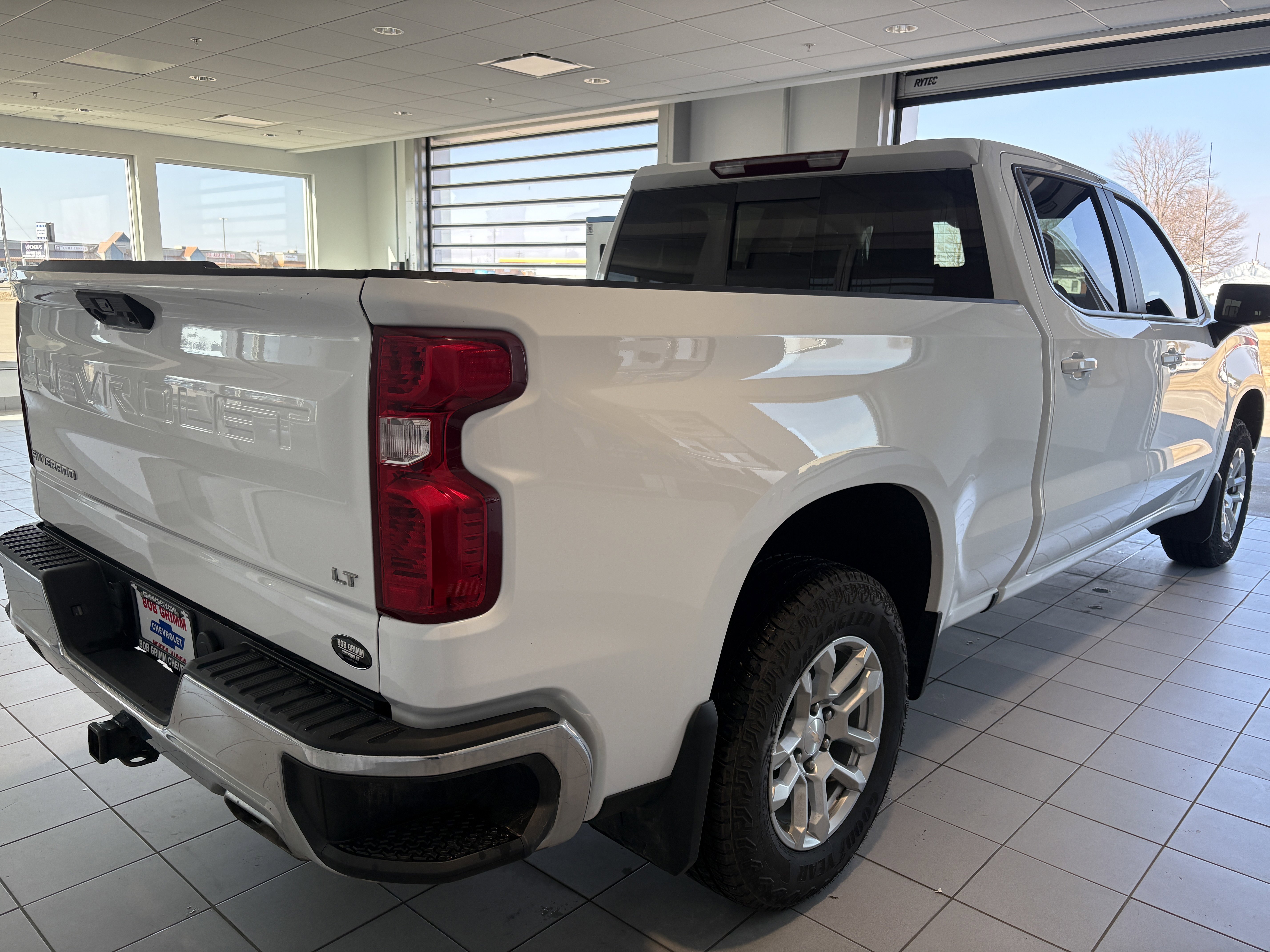 Used 2024 Chevrolet Silverado 1500 LT w/ Z71 Off-Road Package image 5