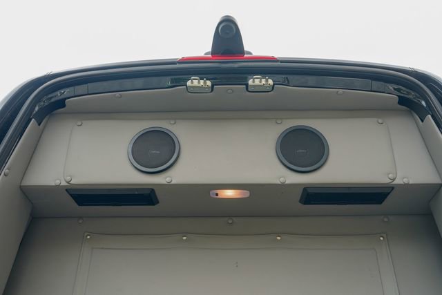 Used 2018 Mercedes-Benz Sprinter 3500 image 38