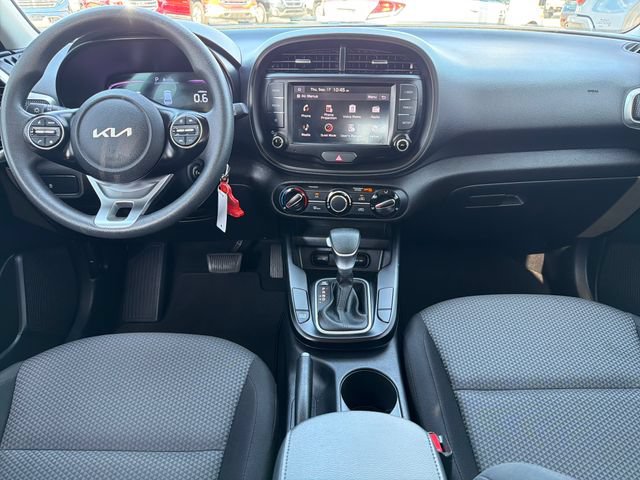 Certified 2024 Kia Soul LX w/ Option Group 015 FWD image 9