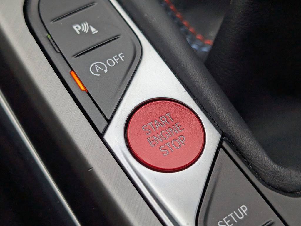 Used 2025 BMW M2 w/ Carbon Package image 29