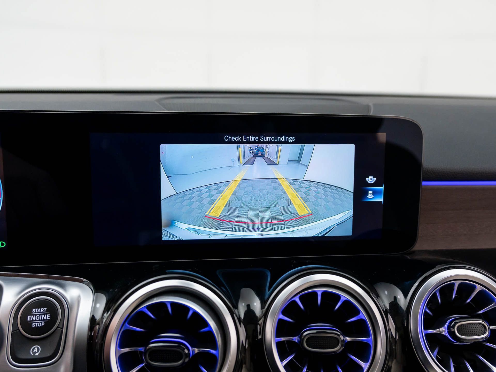 Used 2023 Mercedes-Benz GLB 250 4MATIC image 26