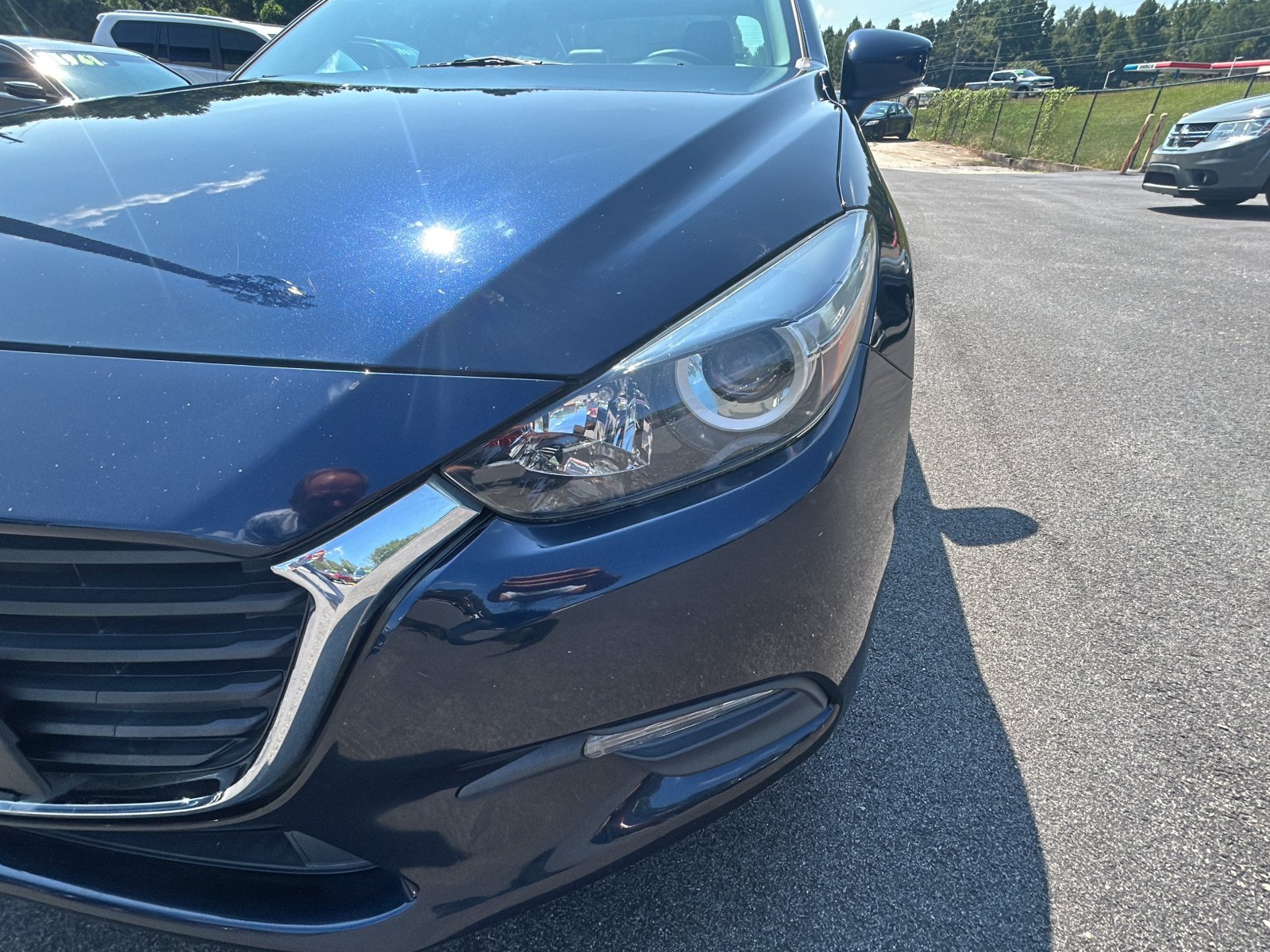 Used 2017 MAZDA MAZDA3 Touring FWD image 12