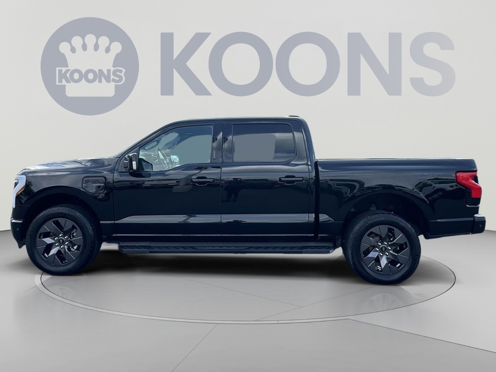 Used 2023 Ford F150 Lightning Lariat w/ Equipment Group 511A High AWD/4WD image 7