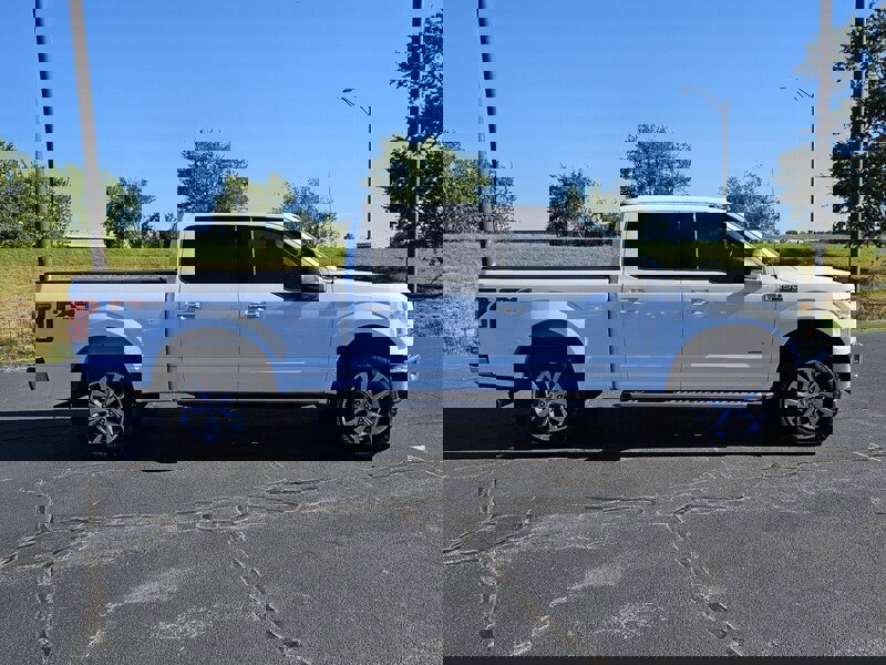 Used 2017 Ford F150 XLT w/ Equipment Group 302A Luxury image 13