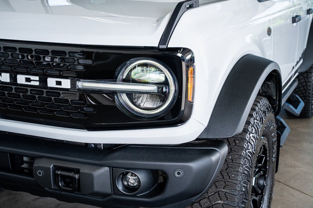 Used 2023 Ford Bronco Wildtrak image 13