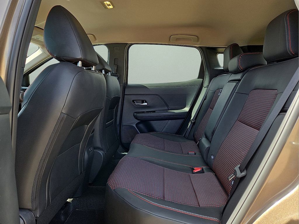 Used 2026 Nissan Kicks SR image 15