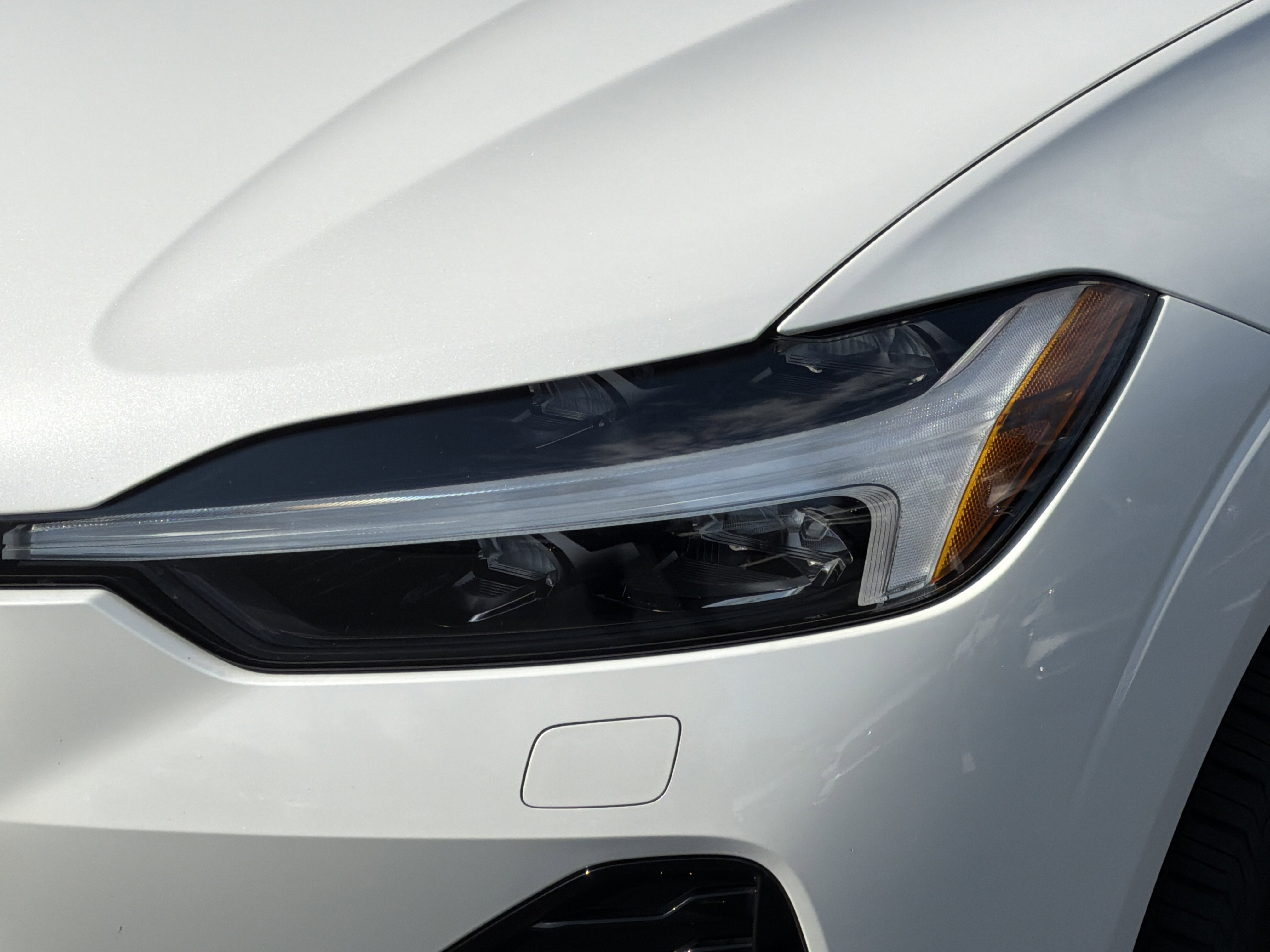 Certified 2024 Volvo XC60 T8 Plus image 41