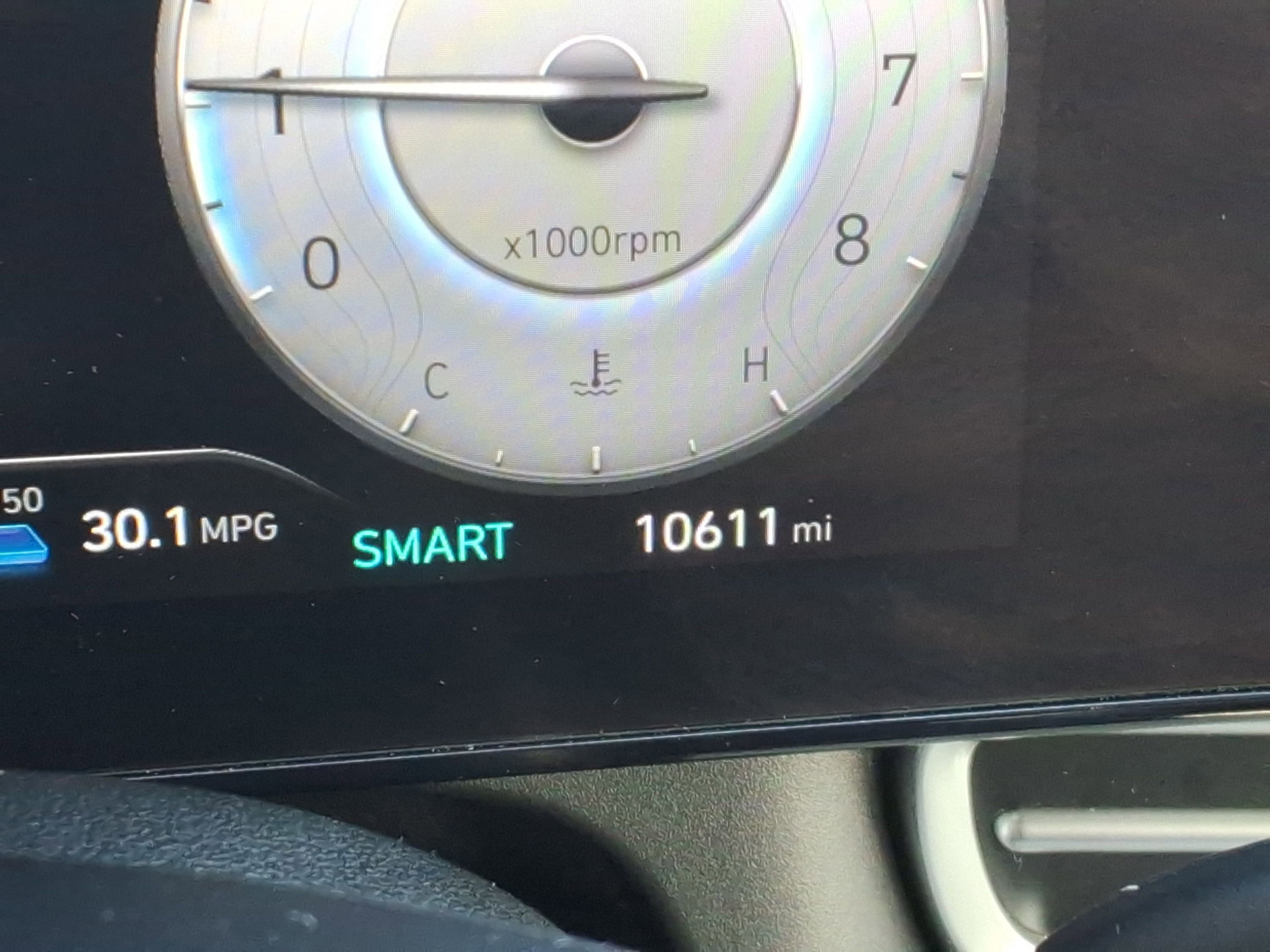 Used 2025 Hyundai Elantra Limited image 13